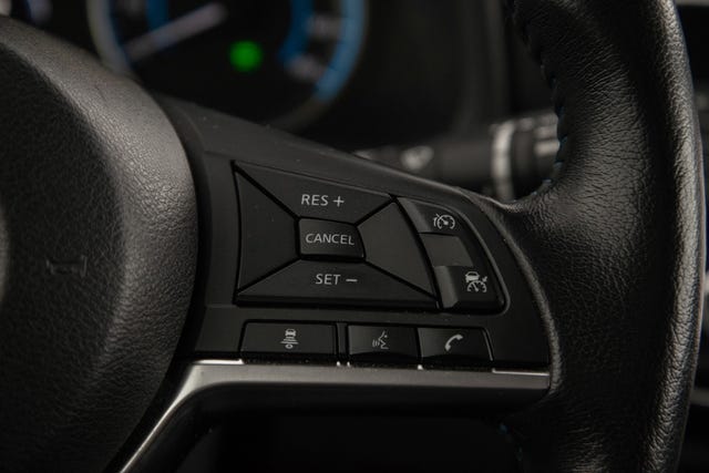 2021 NISSAN LEAF - 25