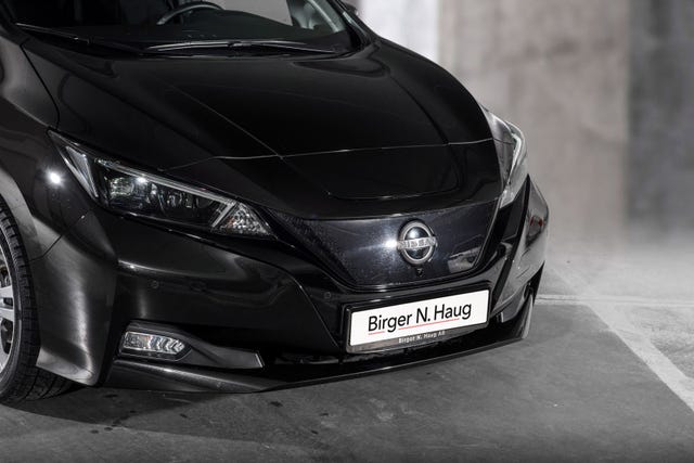SJNFAAZE1U0165825 2022 NISSAN LEAF-2