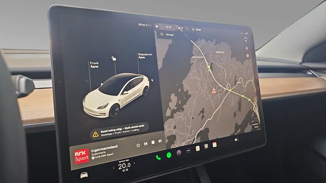 2022 TESLA MODEL 3 - 17
