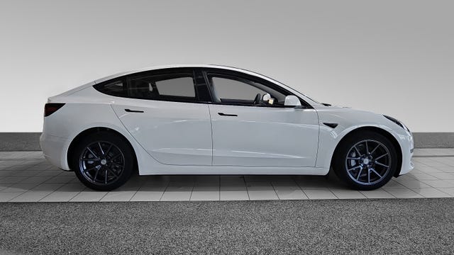 2022 TESLA MODEL 3 - 10