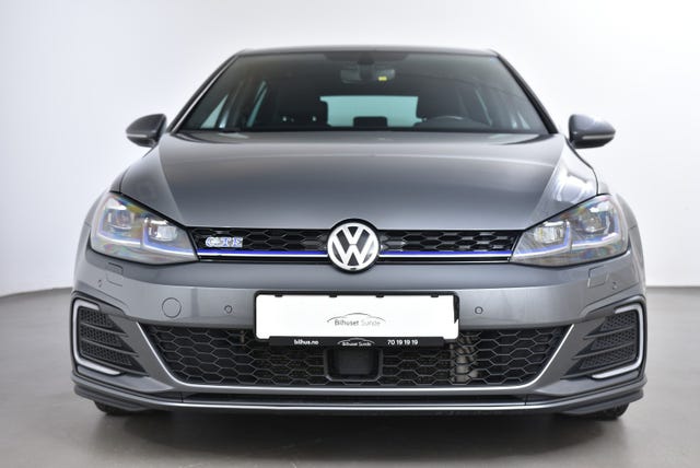 WVWZZZAUZJW810083 2018 VOLKSWAGEN GOLF-5
