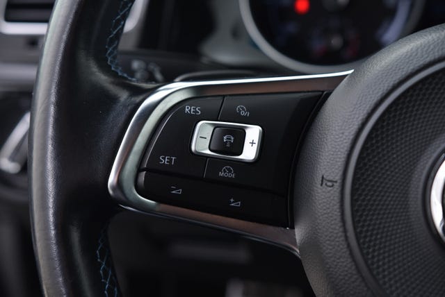 2018 VOLKSWAGEN GOLF - 21