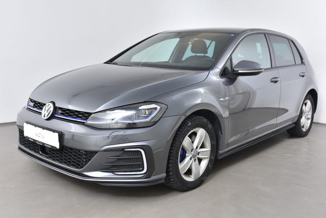 2018 VOLKSWAGEN GOLF - 8