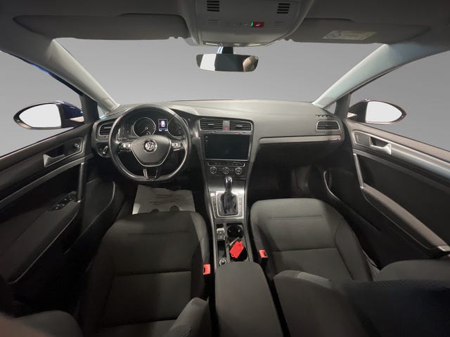 2018 VOLKSWAGEN GOLF - 10