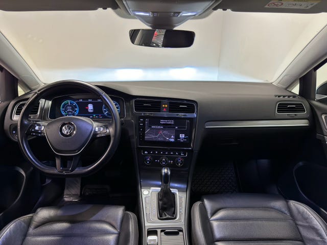 2018 VOLKSWAGEN GOLF - 16