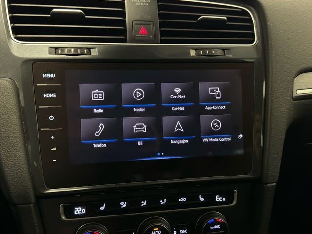 2018 VOLKSWAGEN GOLF - 38
