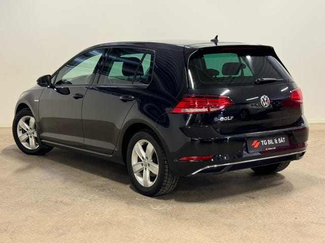 2018 VOLKSWAGEN GOLF - 8