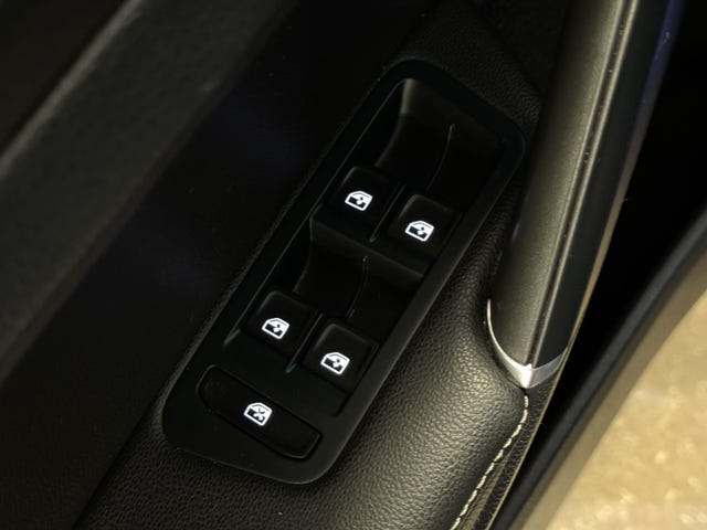 2018 VOLKSWAGEN GOLF - 20