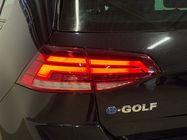 2018 VOLKSWAGEN GOLF - 9