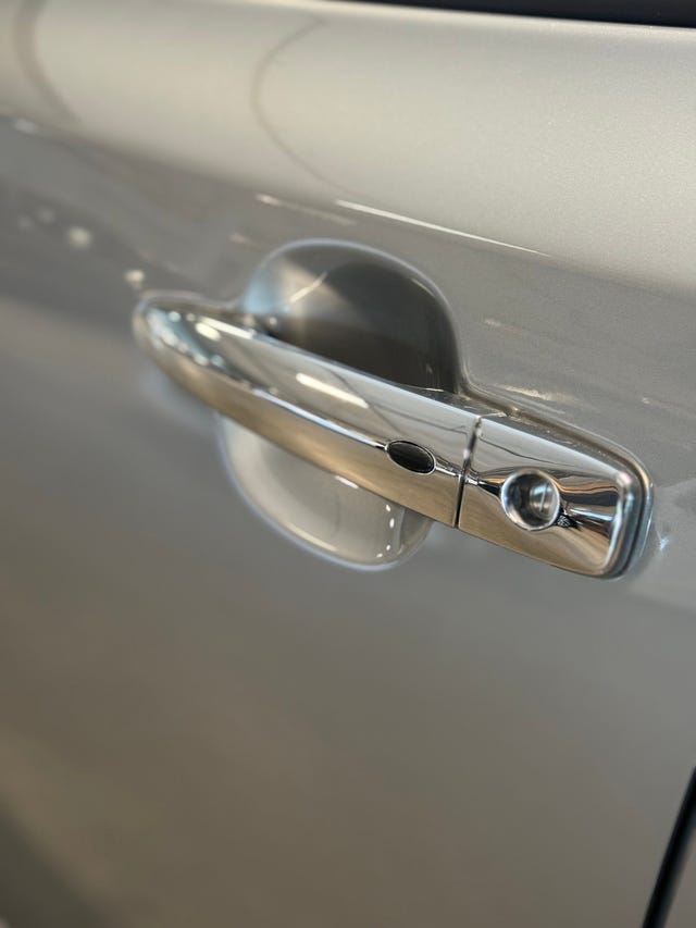 2021 NISSAN LEAF - 11