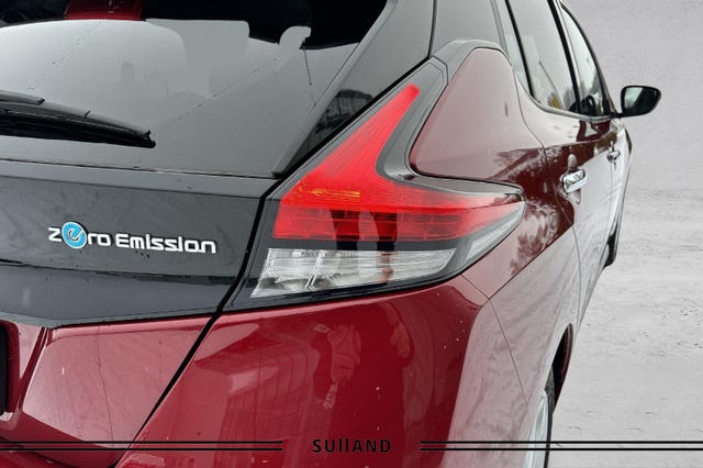 2018 NISSAN LEAF - 23