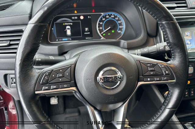 2018 NISSAN LEAF - 11