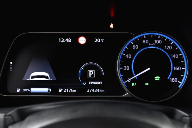 2018 NISSAN LEAF - 14