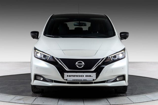 SJNFAAZE1U0022907 2018 NISSAN LEAF-1
