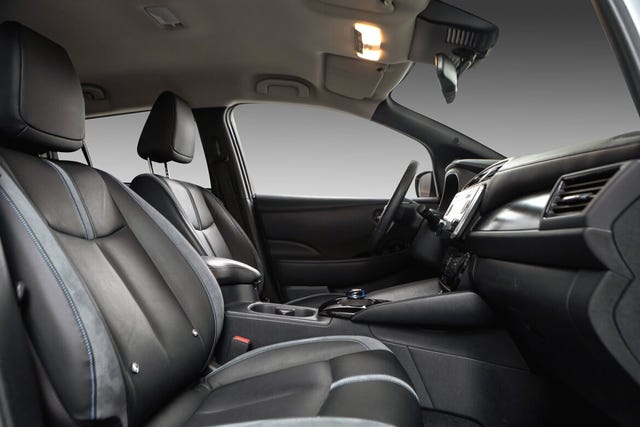 2018 NISSAN LEAF - 31