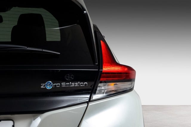 2018 NISSAN LEAF - 8