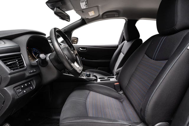 2021 NISSAN LEAF - 9