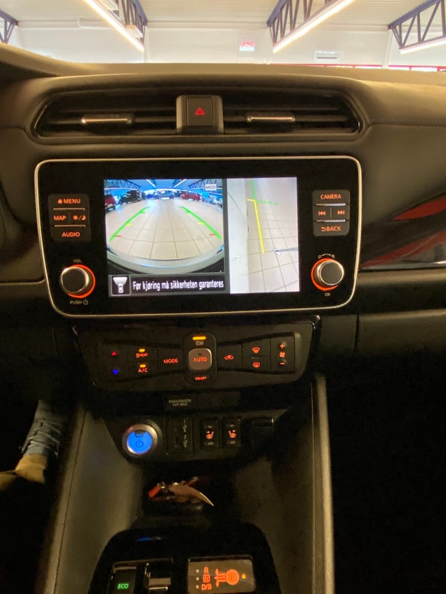 2021 NISSAN LEAF - 26