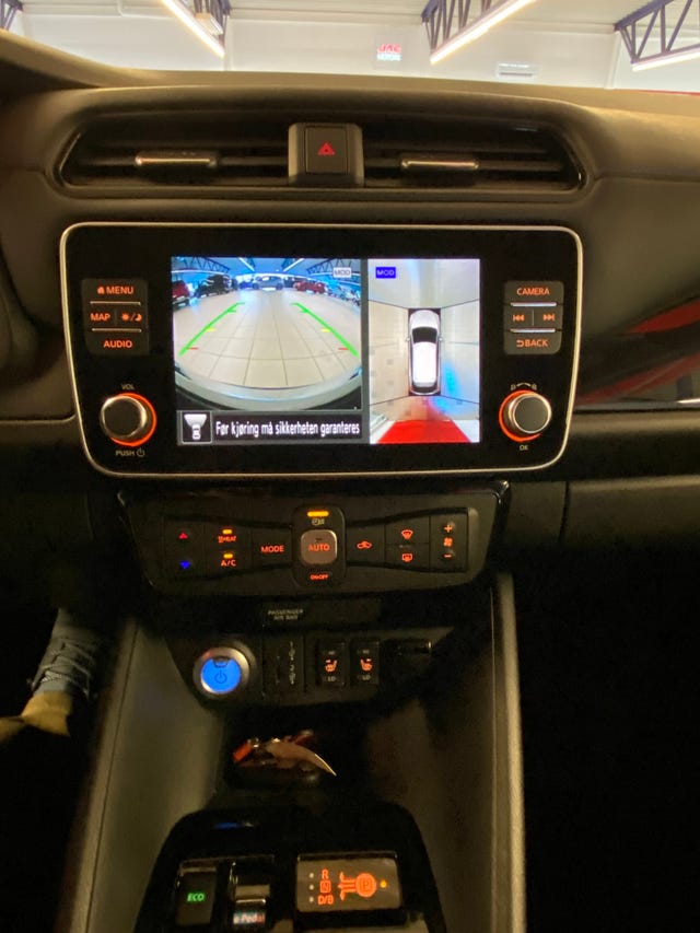 2021 NISSAN LEAF - 25