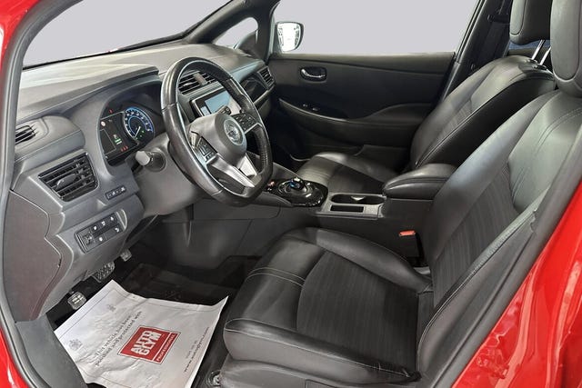 2021 NISSAN LEAF - 7