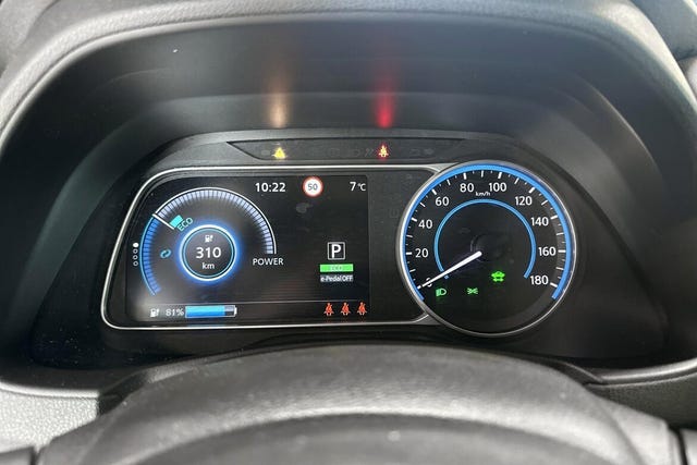 2021 NISSAN LEAF - 8