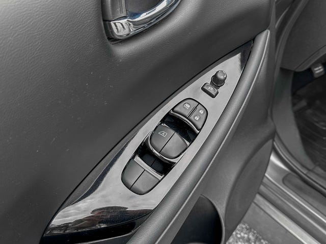 2021 NISSAN LEAF - 16