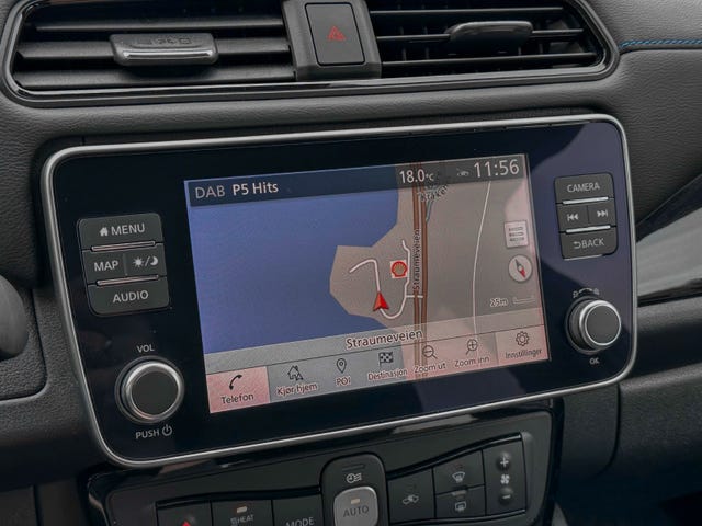 2021 NISSAN LEAF - 27