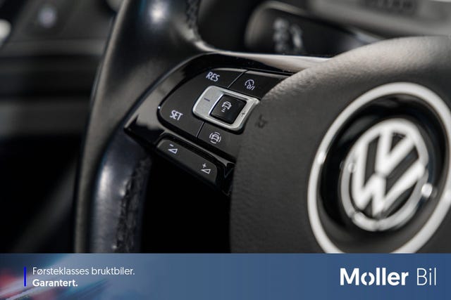 2019 VOLKSWAGEN GOLF - 19