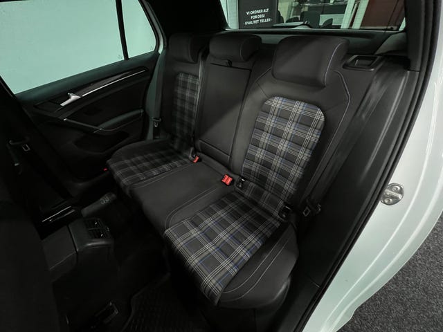 2015 VOLKSWAGEN GOLF - 14