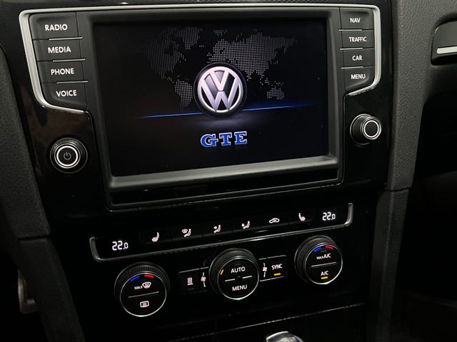 2015 VOLKSWAGEN GOLF - 27