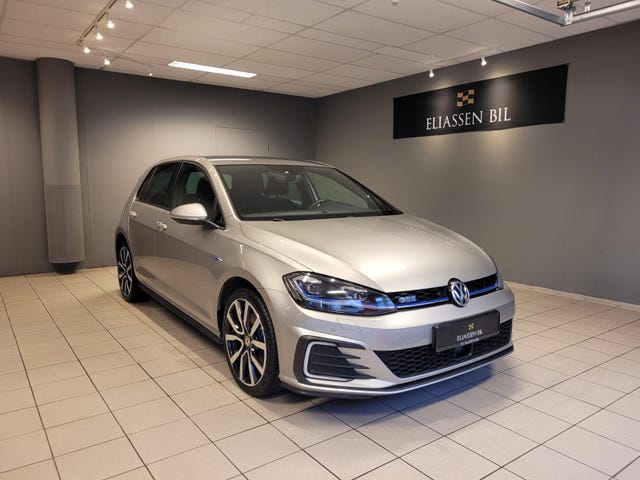 2018 VOLKSWAGEN GOLF - 12