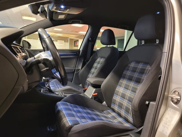 2018 VOLKSWAGEN GOLF - 22