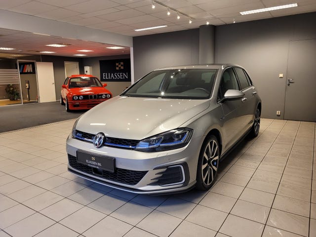 2018 VOLKSWAGEN GOLF - 10