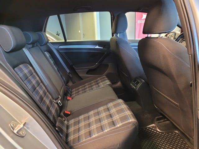 2018 VOLKSWAGEN GOLF - 19