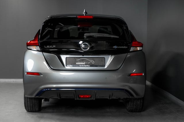 SJNFAAZE1U0145855 2021 NISSAN LEAF-2