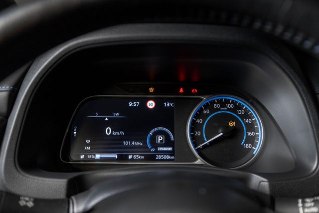 2021 NISSAN LEAF - 13