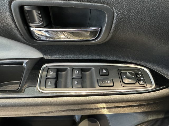 2020 MITSUBISHI OUTLANDER - 24