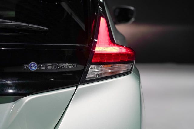 2020 NISSAN LEAF - 9