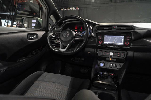 2020 NISSAN LEAF - 29