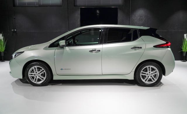 SJNFAAZE1U0050652 2020 NISSAN LEAF-2