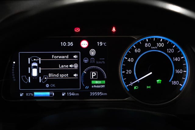 2020 NISSAN LEAF - 38