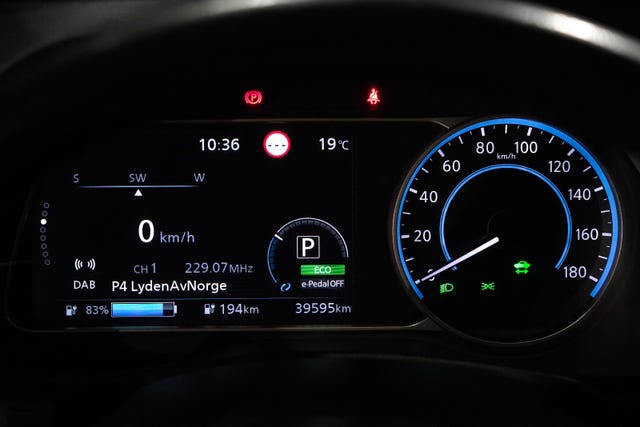 2020 NISSAN LEAF - 37