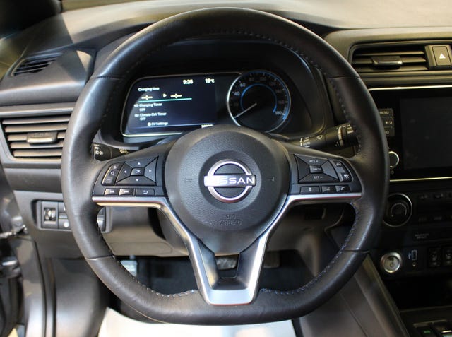 2022 NISSAN LEAF - 14