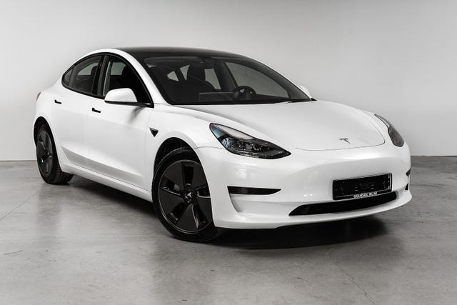 LRW3E7EB2NC605688 2022 TESLA MODEL 3-3
