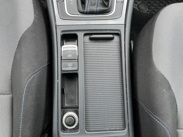 2015 VOLKSWAGEN GOLF - 13