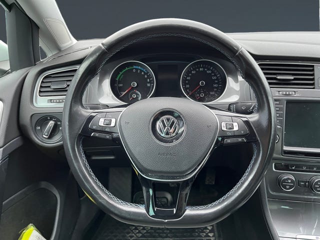 2015 VOLKSWAGEN GOLF - 11