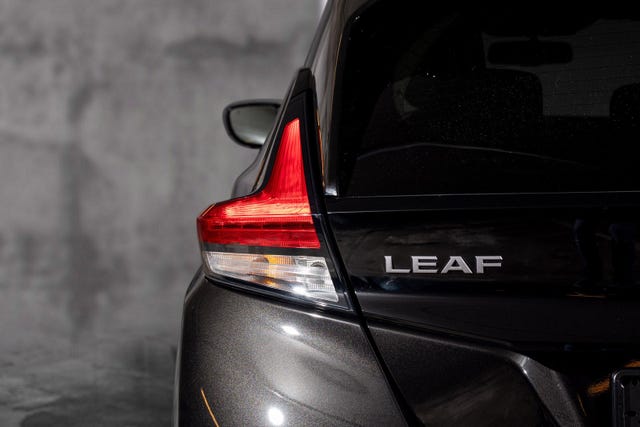 2022 NISSAN LEAF - 8