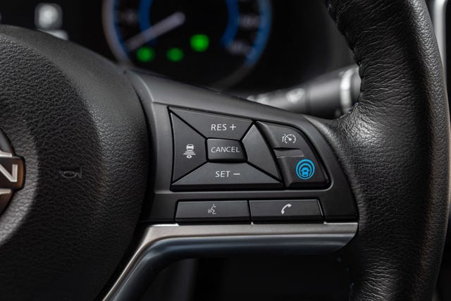 2022 NISSAN LEAF - 13