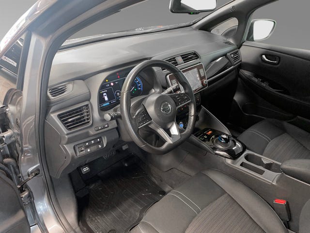 2022 NISSAN LEAF - 13