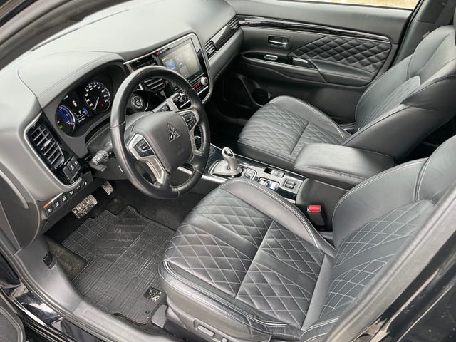 2020 MITSUBISHI OUTLANDER - 7